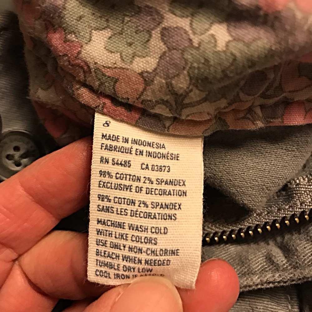 American Eagle Outfitters Shorts Grey. - Picture 4 of 5